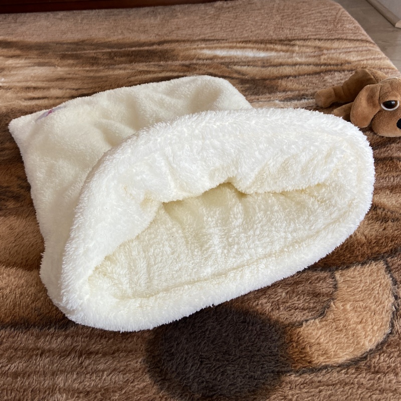 Huňatý pelíšek Tulipytlík TEDDY – přírodní sen (45 × 55 cm)