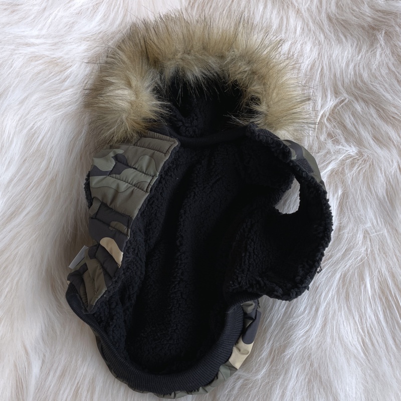 🖤 Zimní kabátek s odepínací kapucí a beránkem uvnitř- khaki kamufláž
