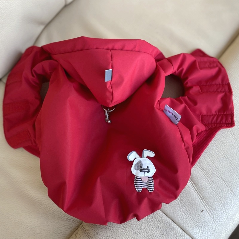 Celoroční šusťákovka pro psa Valbuena, červená