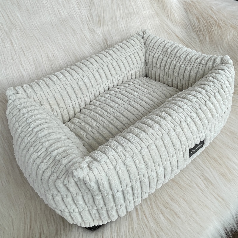 Luxusní pelíšek pro psa – krémový (45 × 30 cm)