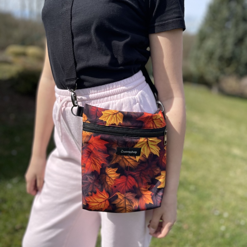 Venčící Mini Crossbody (21x22 cm) – praktická, stylová a voděodolná, podzim