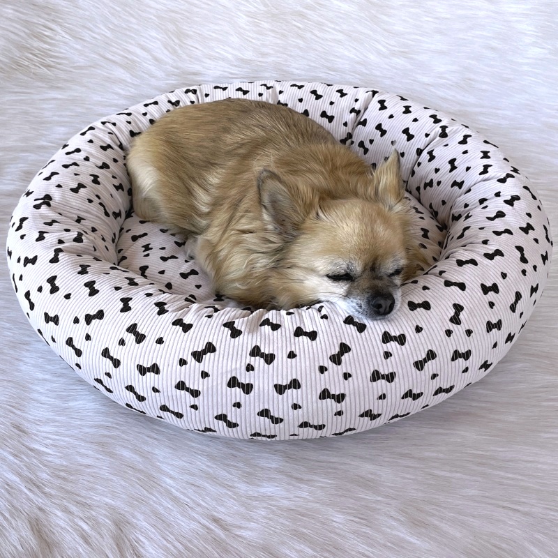 Kulatý manšestrový pelíšek čivavashop Dana, béžový mašličky50cm