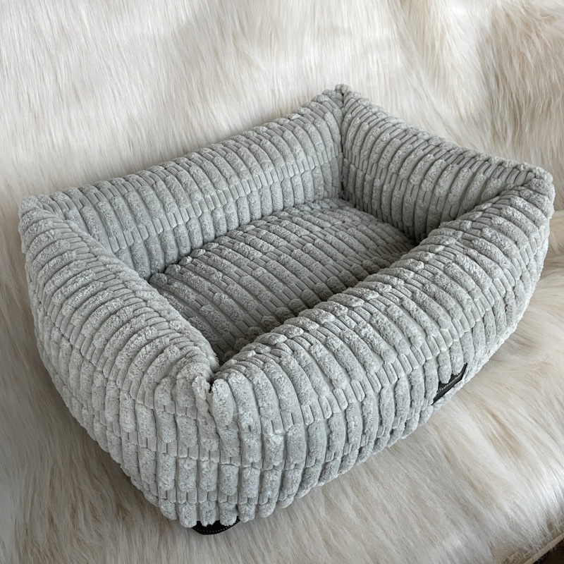 Luxusní pelíšek pro psa – šedý (45 × 30 cm)