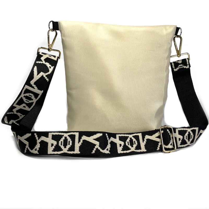 🤍 Elegantní crossbody kabelka – jemná krémová elegance