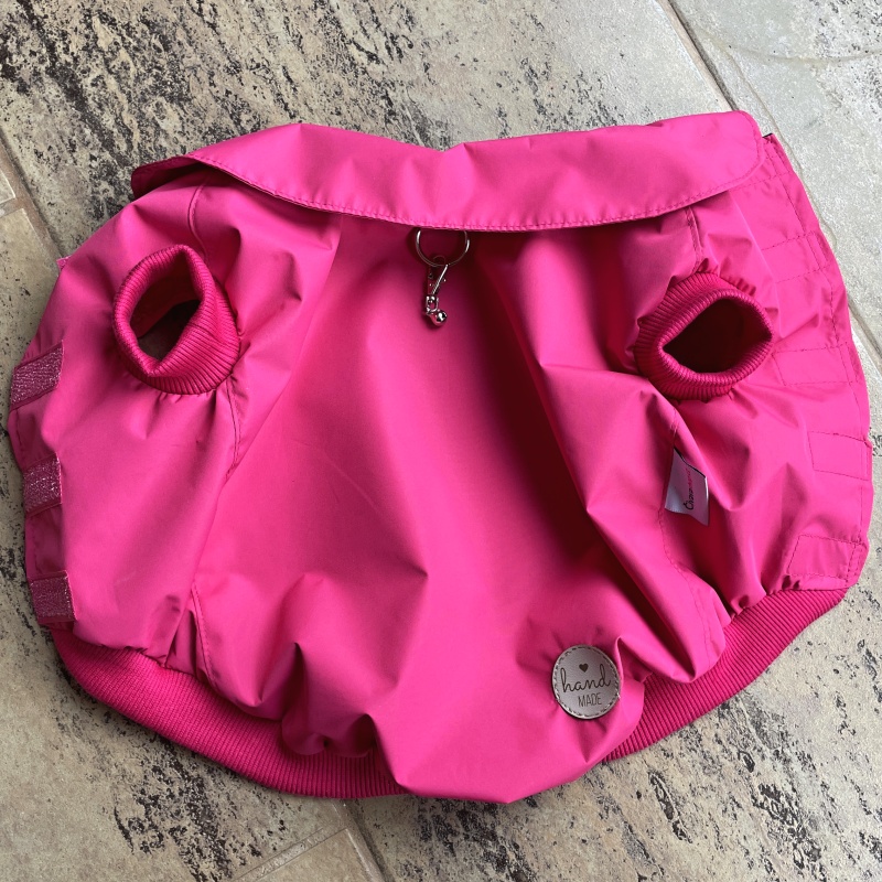 Letní pláštěnka pro psa – tenká s TPU, sytě růžová 🌧️💗