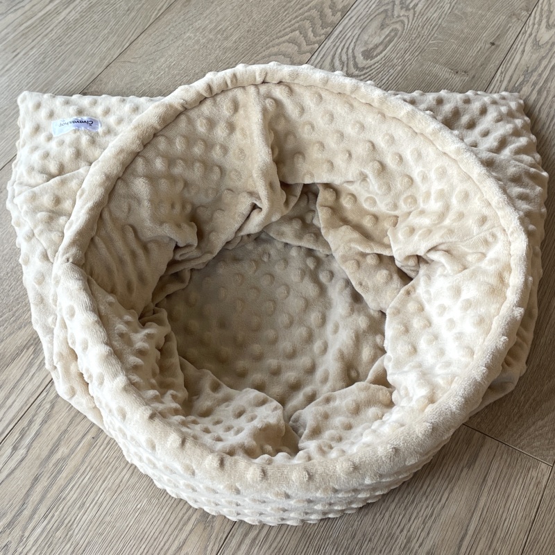 🐾Pelíšek- tulipytlík minky 52x56 vyztužený okraj, – béžový