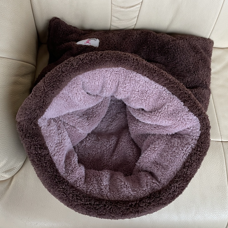 Huňatý pelíšek Tulipytlík TEDDY – hnědostarorůžový sen (45 × 55 cm)