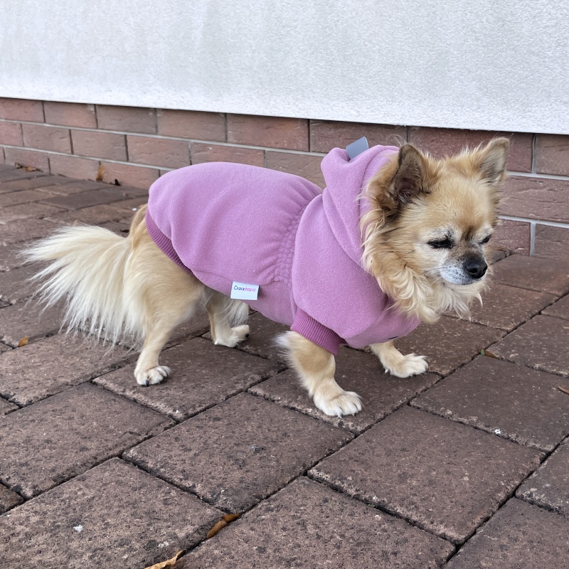 🩷 Růžový fleecový kabátek pro fenky – hřejivý, jemný a dokonale padnoucí, kouřově růžový